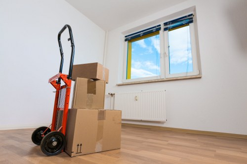 Local removal truck hire for homes and businesses in Richmond
