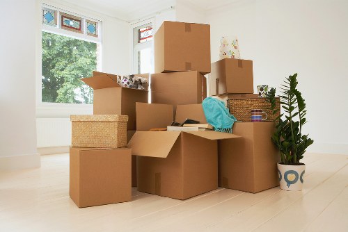 Professional Richmond moving van for business and household items
