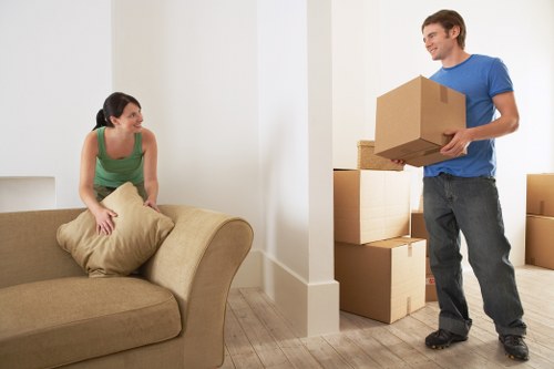 Cookie types and browser data tracking for a moving company website